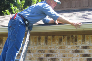 Why Is It So Important To Hire a Professional in Residential Roof Repair?